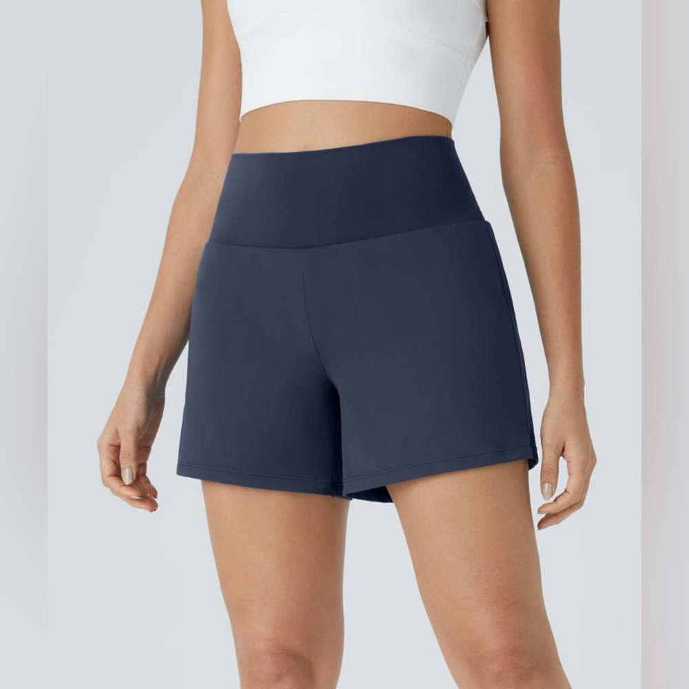 Halara Super High Waisted Pocket & Pocket 2-in-1 Yoga Shorts 5” Mood Indigo | XS